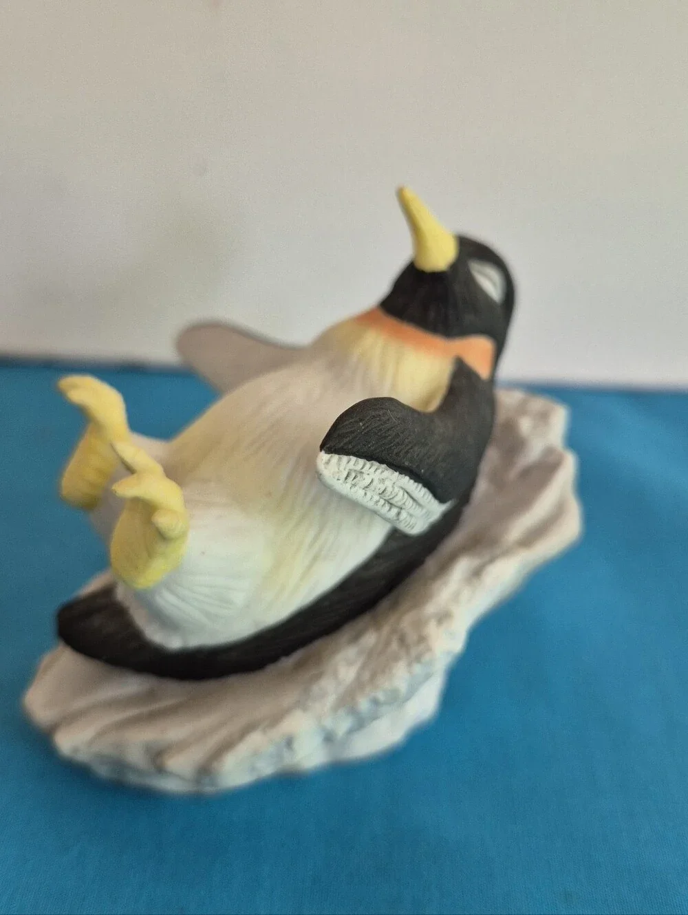 Lefton Penguin Sliding on Snow Figurine Hand Painted Geo Z Japan #10447